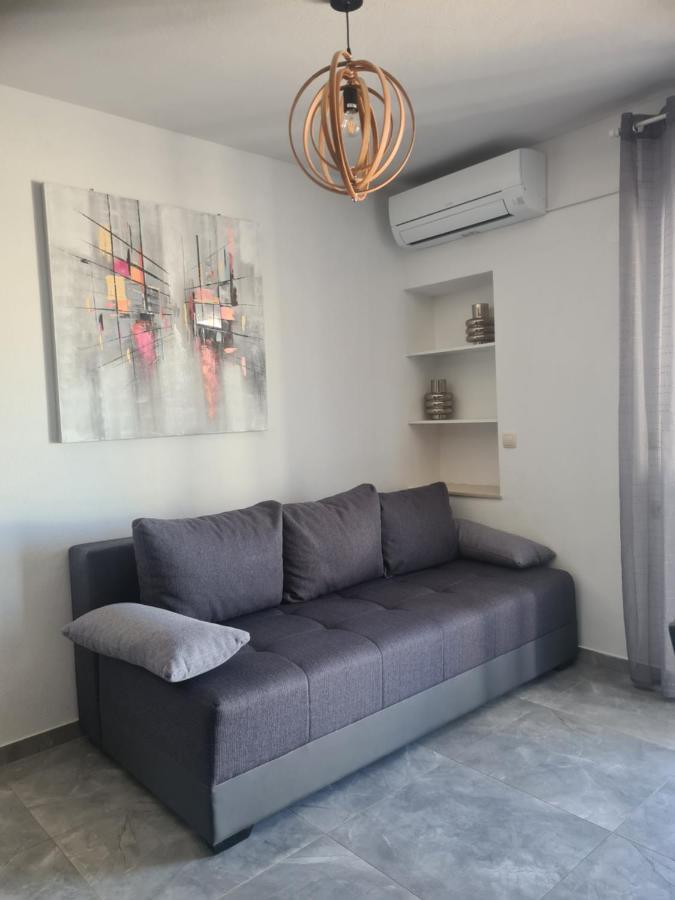 Hello Sunshine - Apartment On The Beach Zubovići 외부 사진