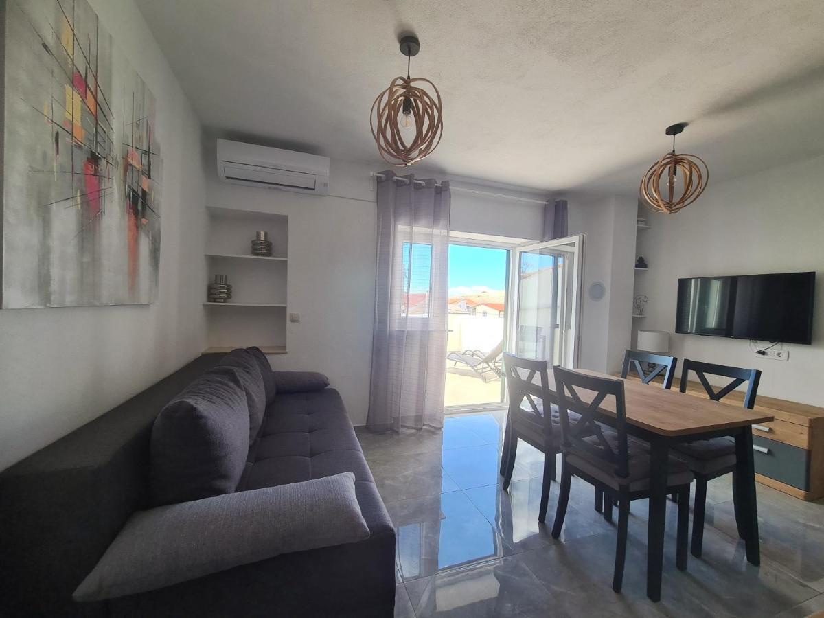 Hello Sunshine - Apartment On The Beach Zubovići 외부 사진